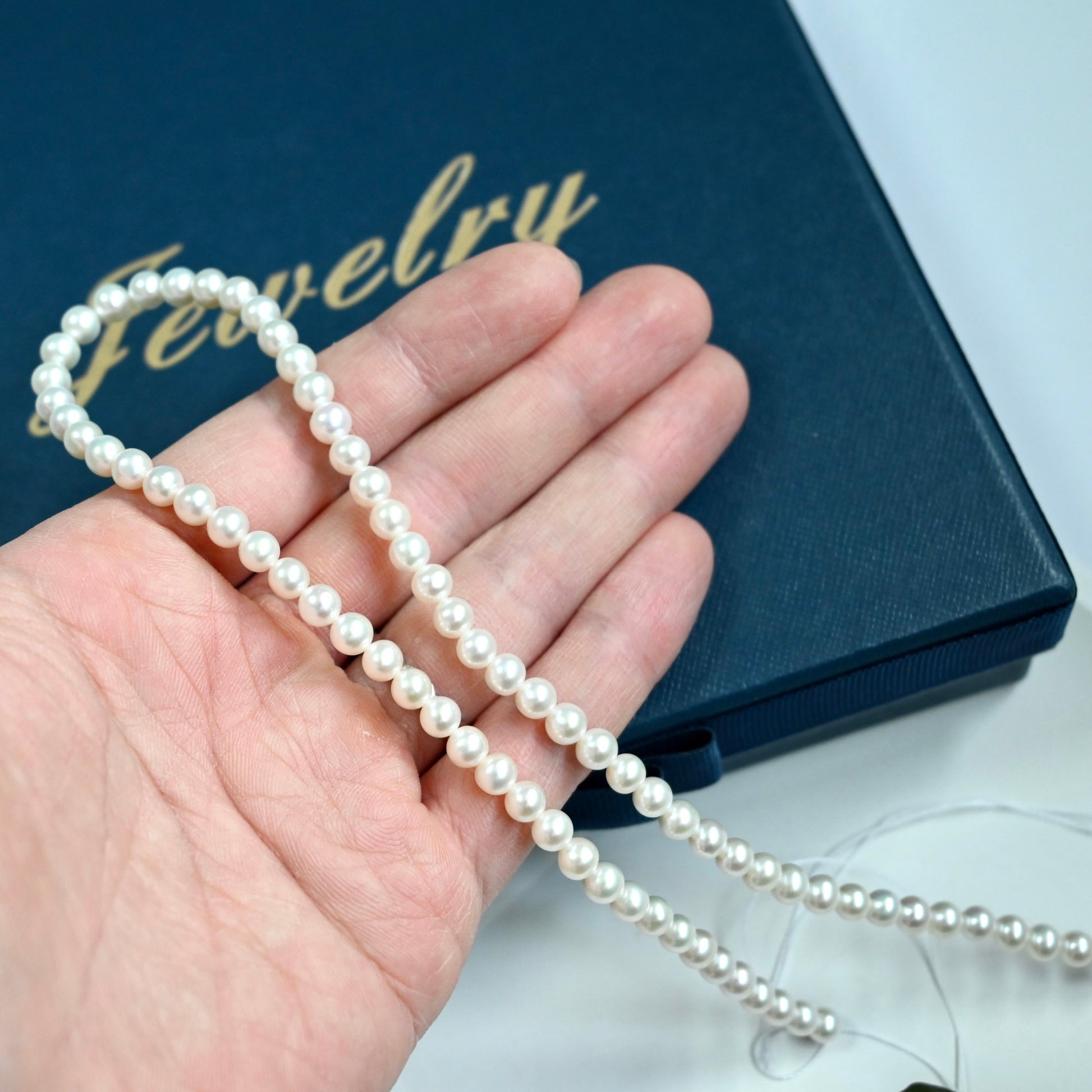 Pearl Choker Necklace