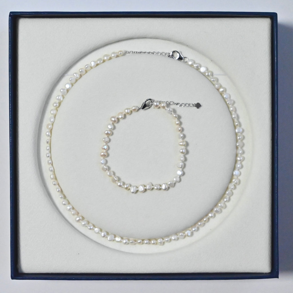 Freshwater Pearl Necklace Bracelet set