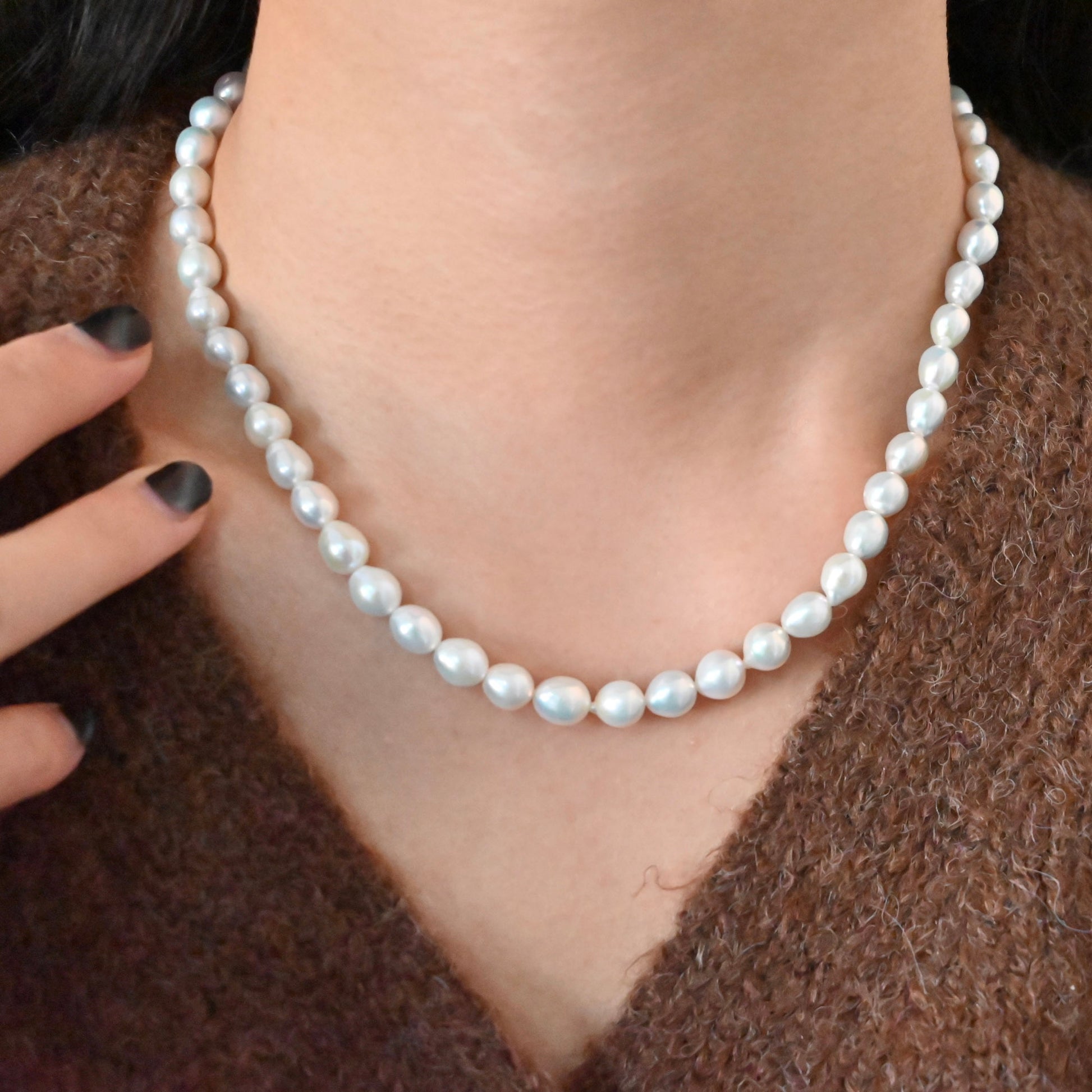 White Pearl Choker Necklace