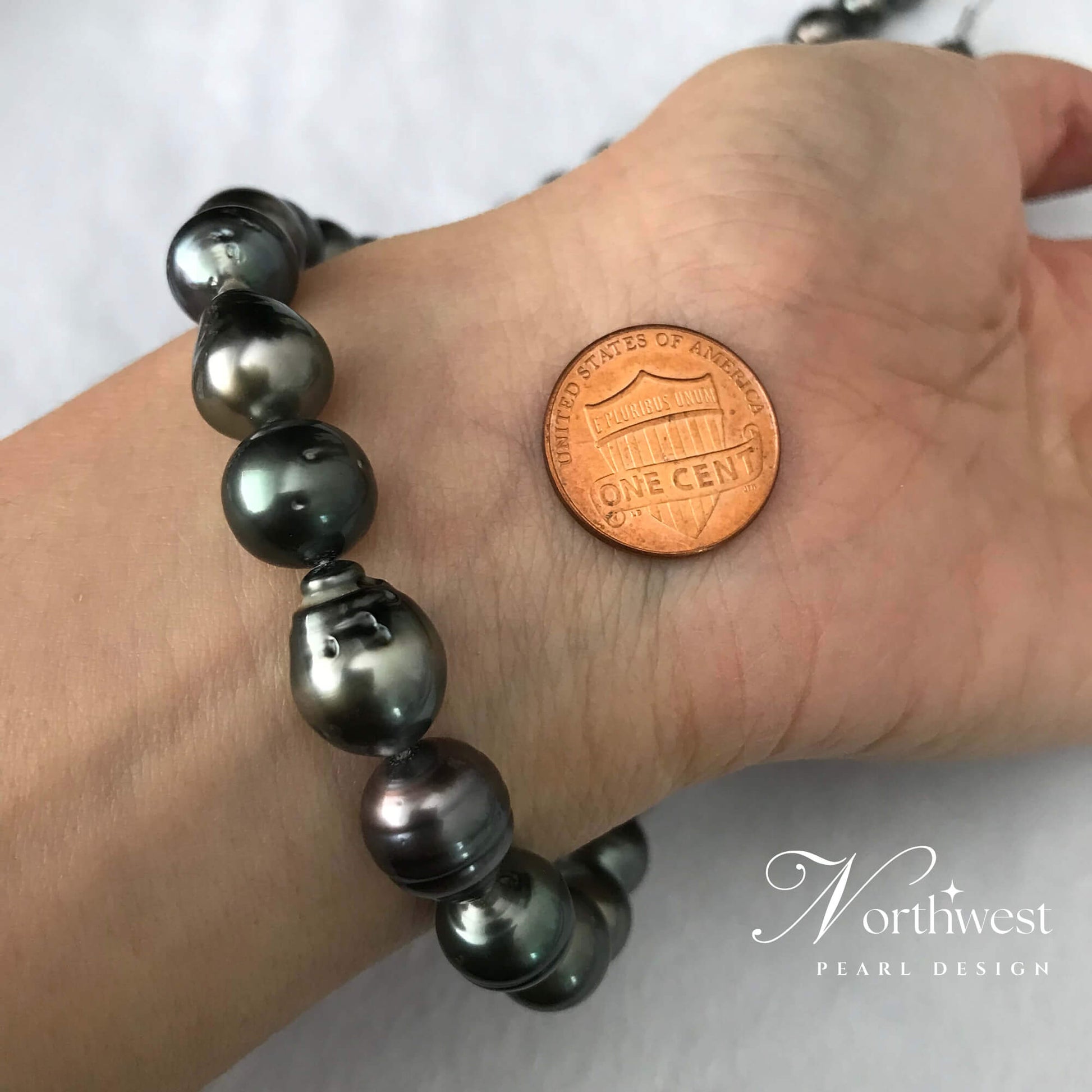 Black Tahitian Pearl Necklace – Round Baroque Pearls